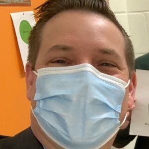 Meet your Posher, Dustin